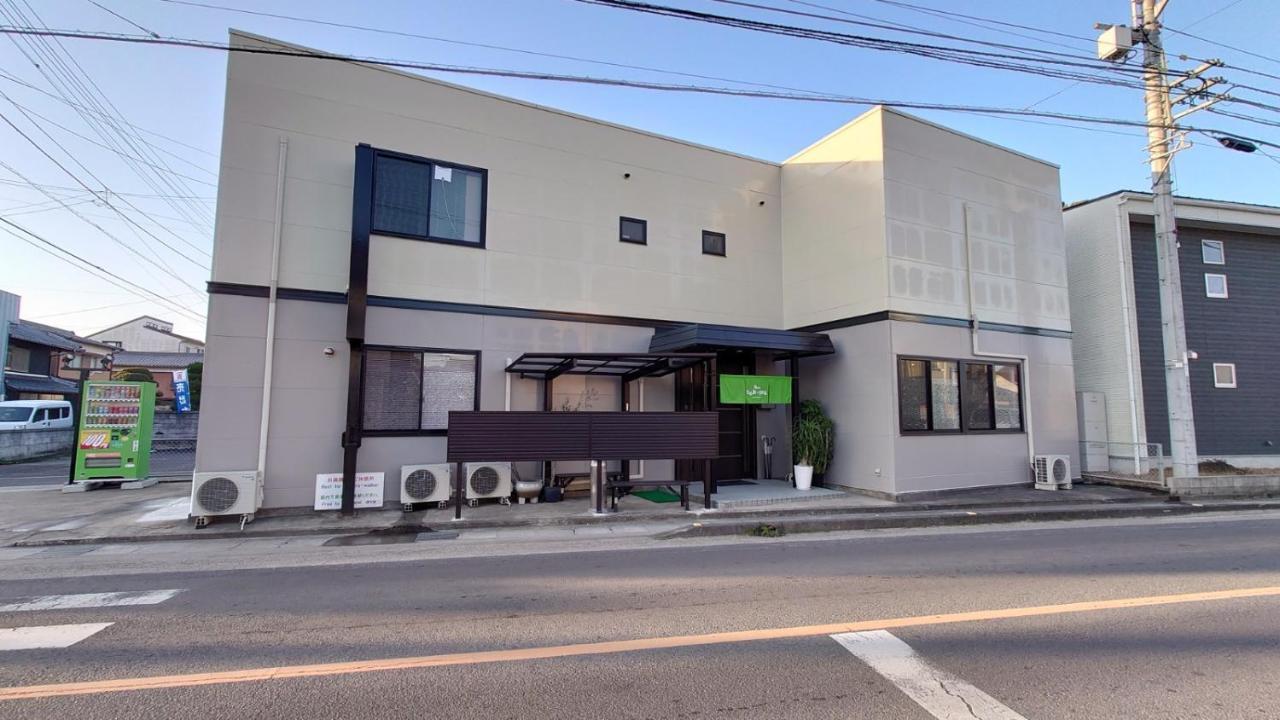 宿 Inn Tek-Tek Sanuki  Exteriör bild